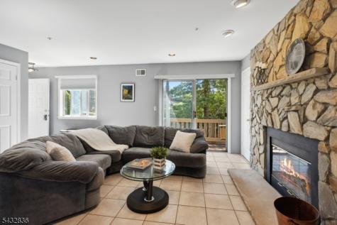 2 Mcchesney Court West Orange NJ 07052
