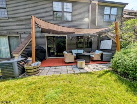 20 Quincy Lane West Milford NJ 07480