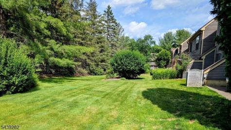 20 Quincy Lane West Milford NJ 07480