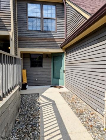 20 Quincy Lane West Milford NJ 07480