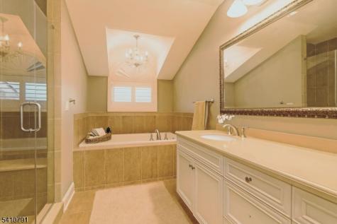 6 Keimel Court West Orange NJ 07052