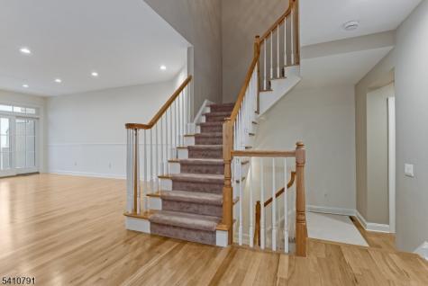 6 Keimel Court West Orange NJ 07052
