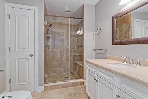 6 Keimel Court West Orange NJ 07052