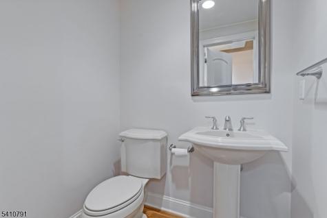 6 Keimel Court West Orange NJ 07052