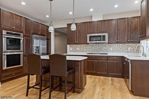 6 Keimel Court West Orange NJ 07052