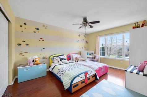 17 Gordon Circle Parsippany-troy Hills NJ 07054
