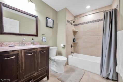 17 Gordon Circle Parsippany-troy Hills NJ 07054