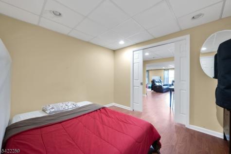 17 Gordon Circle Parsippany-troy Hills NJ 07054