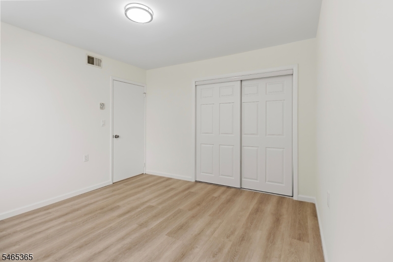 681 Huntington Drive Manchester NJ 08759