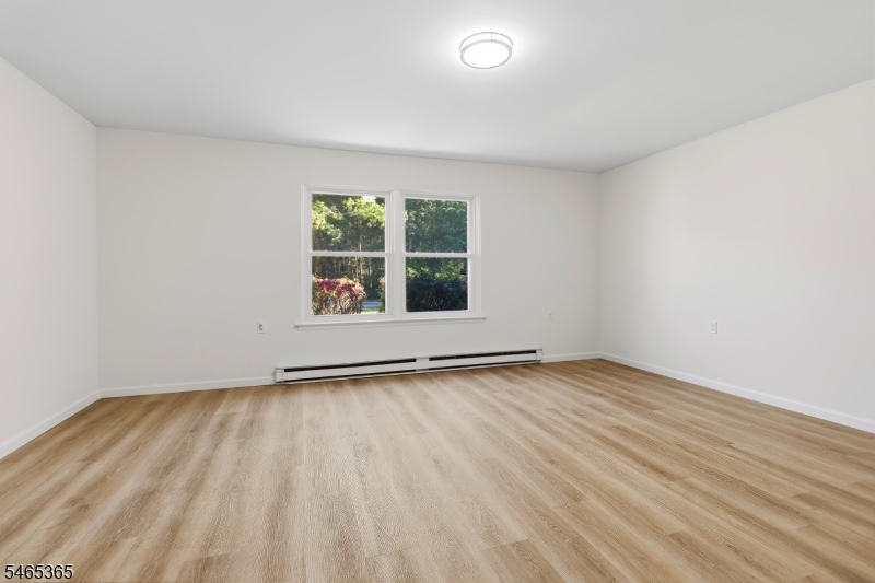 681 Huntington Drive Manchester NJ 08759