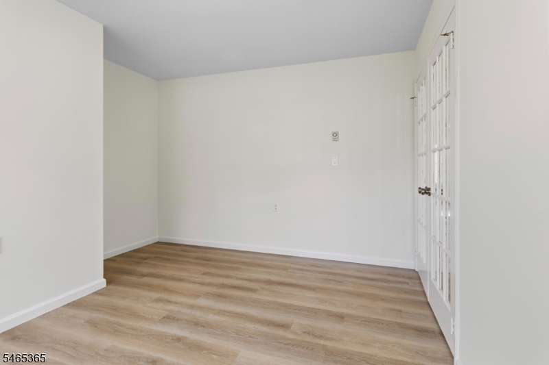 681 Huntington Drive Manchester NJ 08759