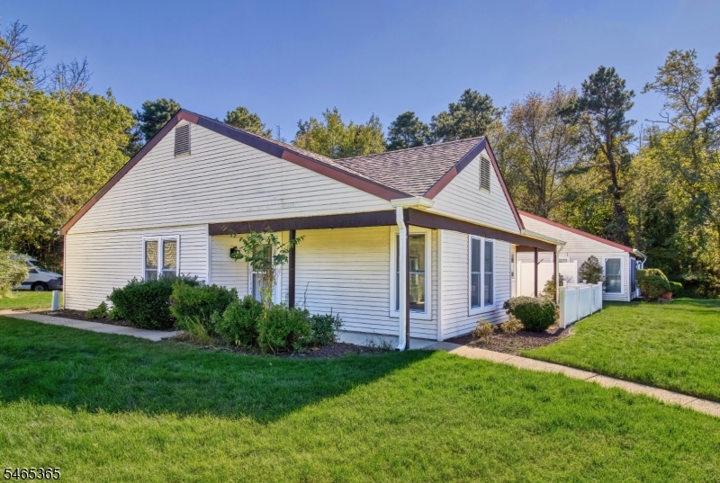 681 Huntington Drive Manchester NJ 08759
