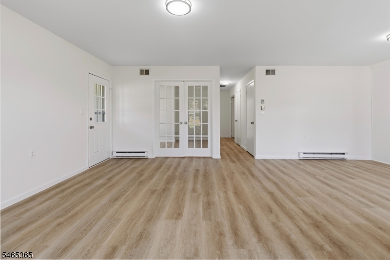 681 Huntington Drive Manchester NJ 08759