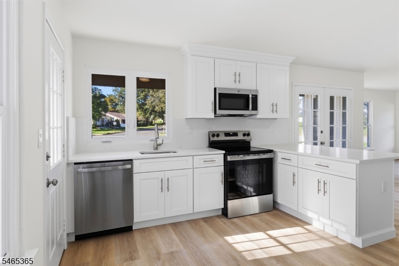 681 Huntington Drive Manchester NJ 08759