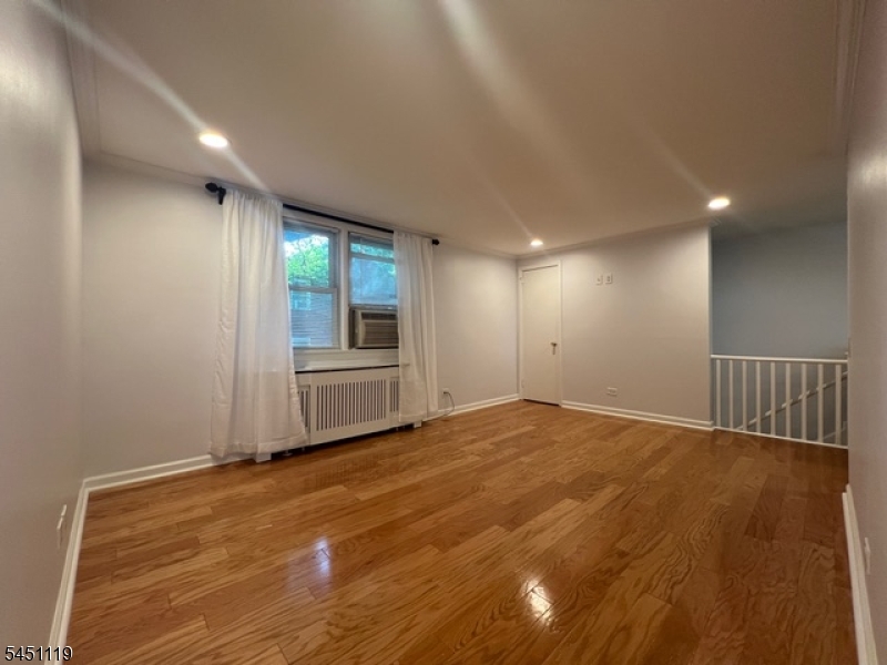 519 Brooklawn Avenue Roselle NJ 07203