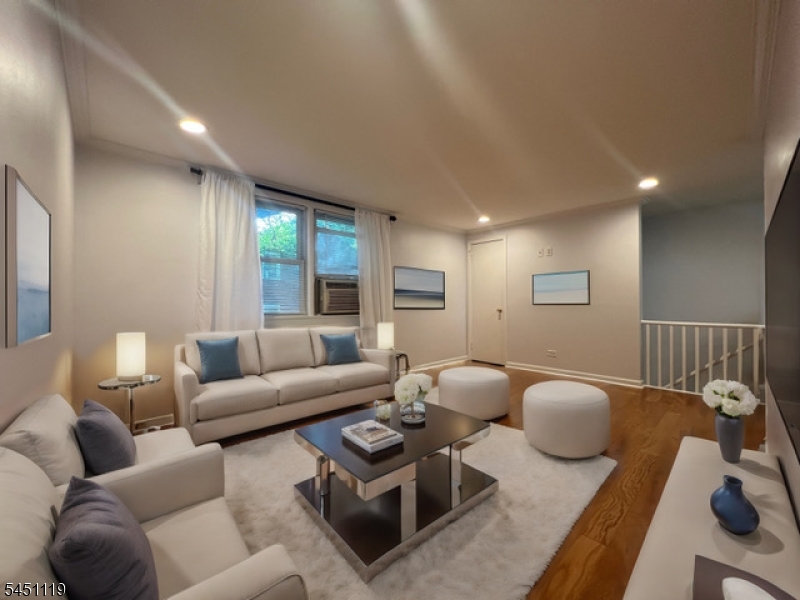 519 Brooklawn Avenue Roselle NJ 07203