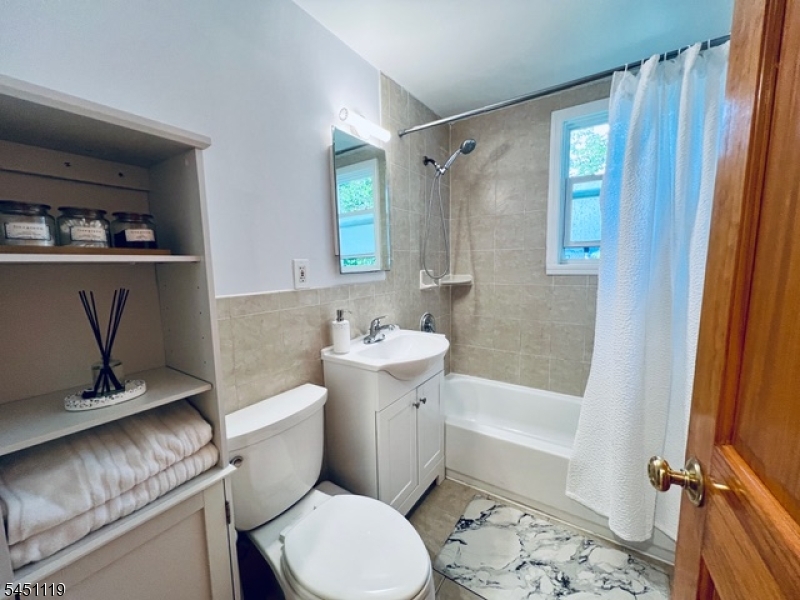 519 Brooklawn Avenue Roselle NJ 07203