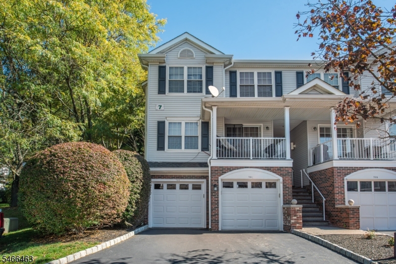 702 Buckland Court Denville NJ 07834