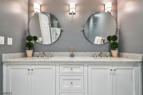 234 Norwich Court Madison NJ 07940