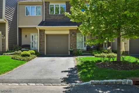 234 Norwich Court Madison NJ 07940