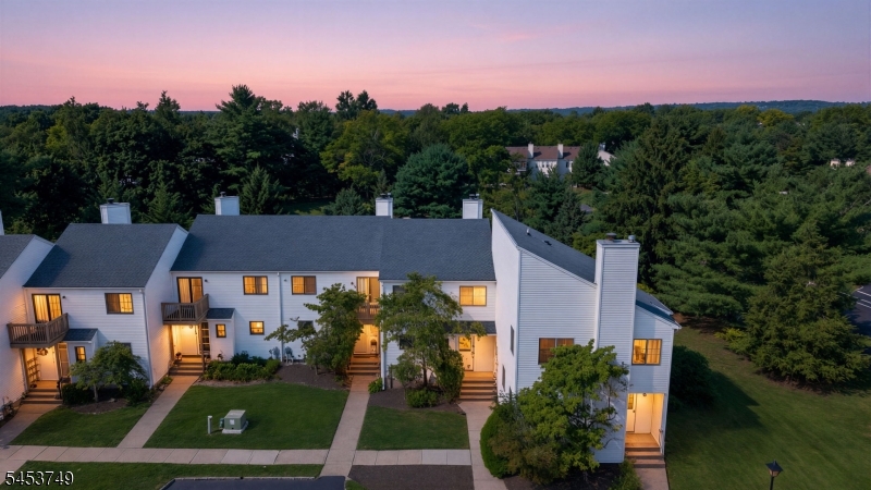 4 Pear Court Raritan NJ 08822