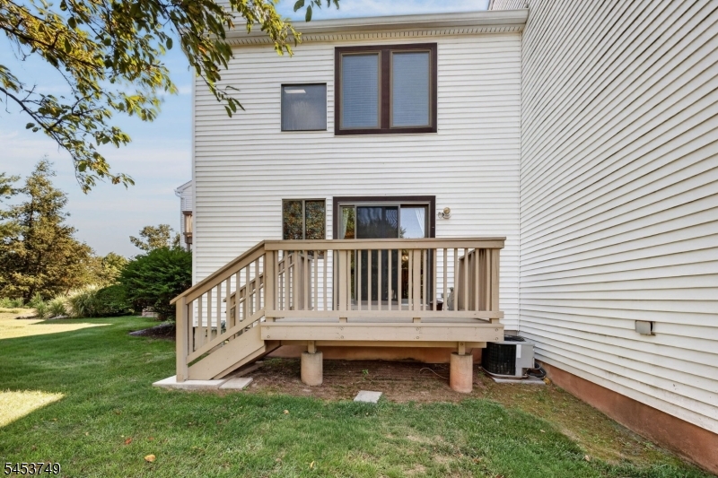 4 Pear Court Raritan NJ 08822