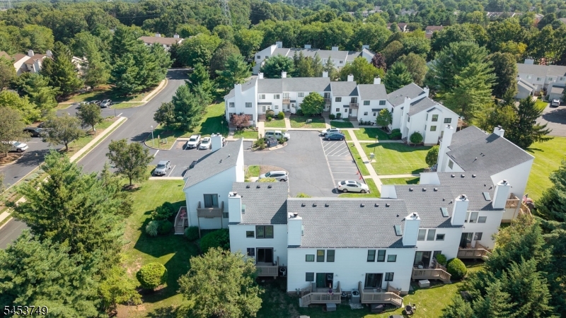 4 Pear Court Raritan NJ 08822