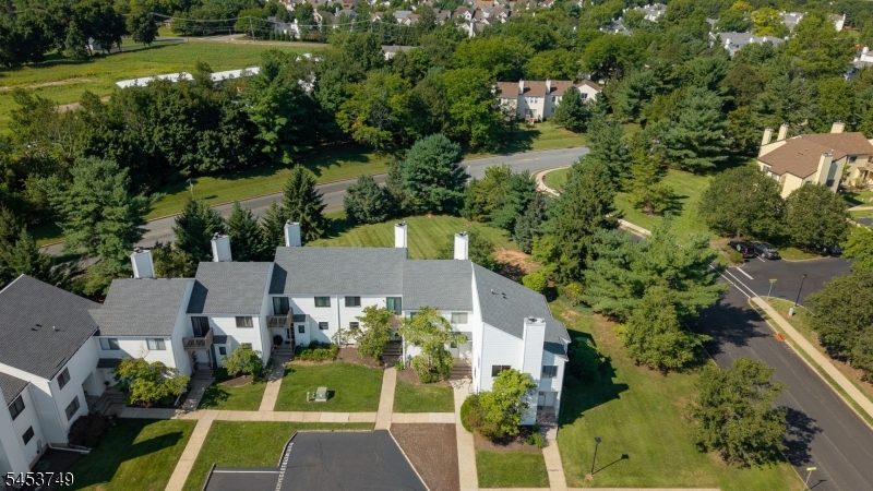 4 Pear Court Raritan NJ 08822