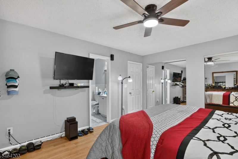 51 Woodmere Drive Sayreville NJ 08859