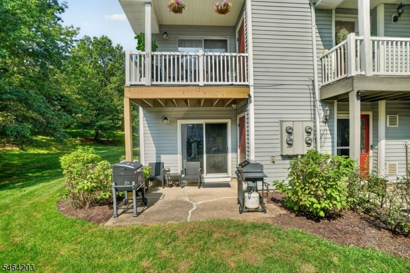 51 Woodmere Drive Sayreville NJ 08859