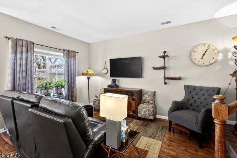 48 Academy Court Bedminster NJ 07921