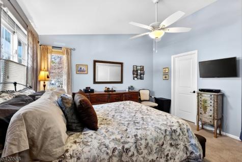 48 Academy Court Bedminster NJ 07921