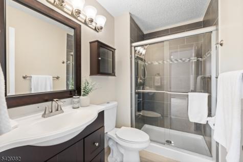 31 Bethany Court Franklin NJ 08823