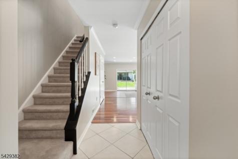 31 Bethany Court Franklin NJ 08823