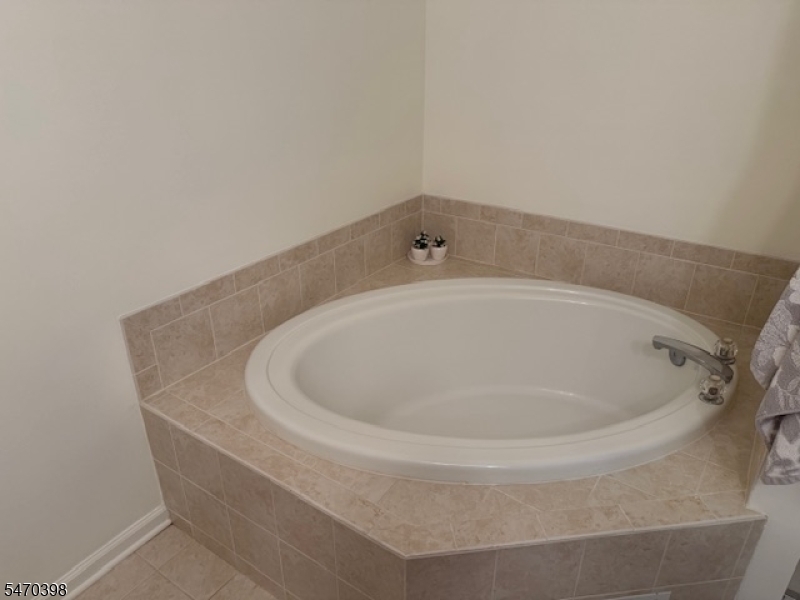 65 Mountainside Drive Pompton Lakes NJ 07442