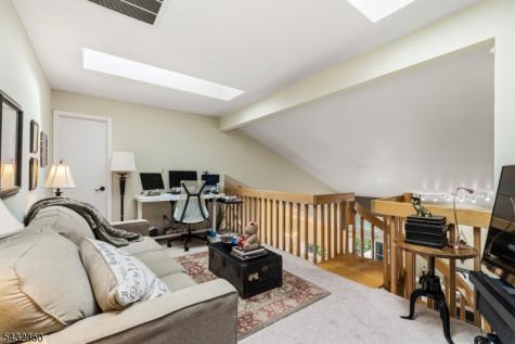 703 Pinehurst-10 Union NJ 07083