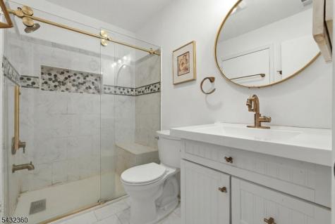 703 Pinehurst-10 Union NJ 07083