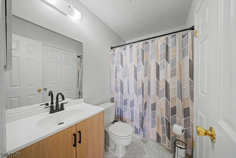251 Broadmoor-3 Union NJ 07083