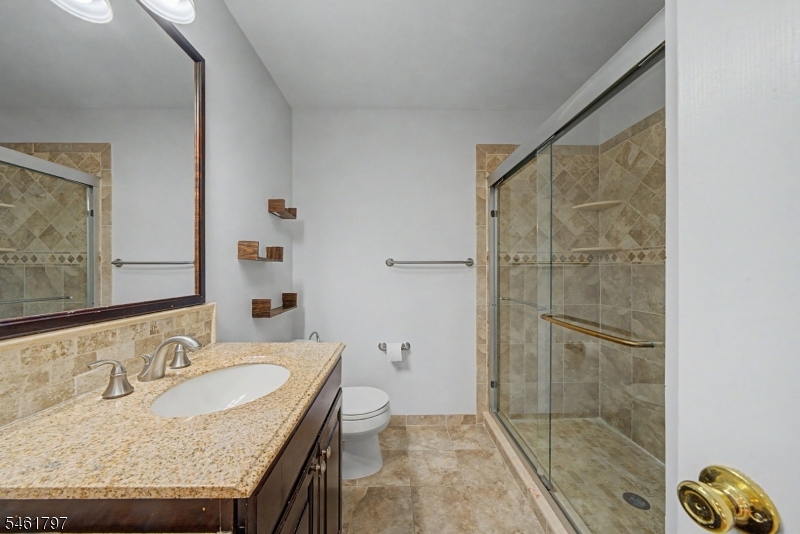 251 Broadmoor-3 Union NJ 07083