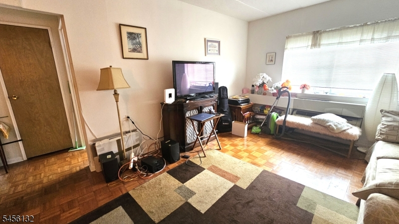 255 Tucker Avenue Union NJ 07083
