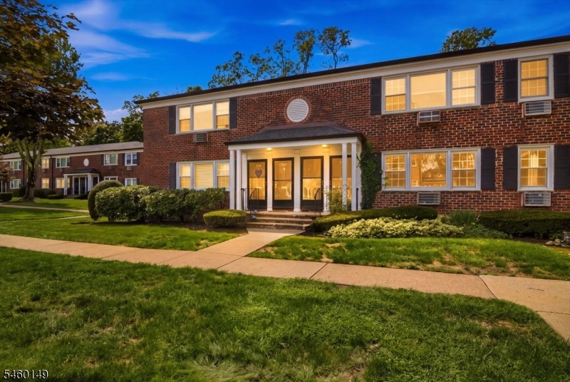 311 Pitney Place Morris NJ 07960