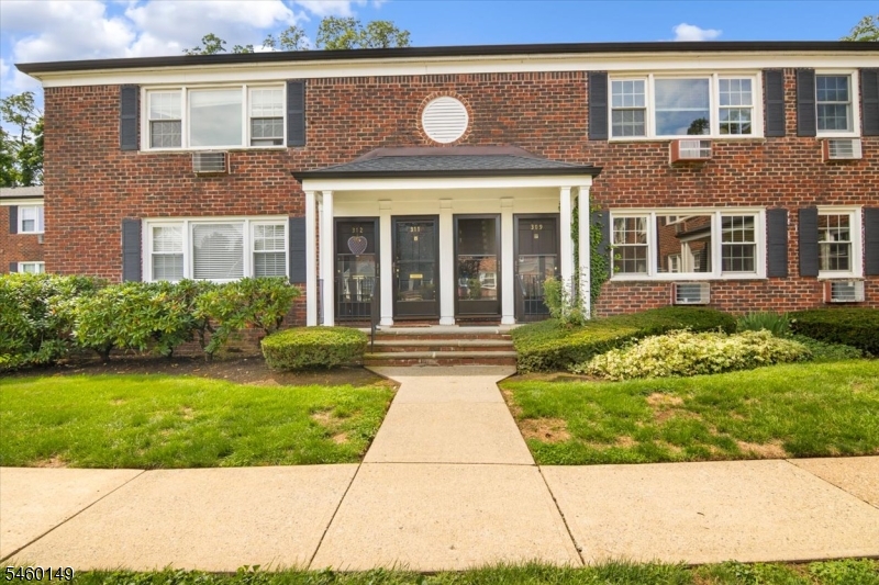 311 Pitney Place Morris NJ 07960