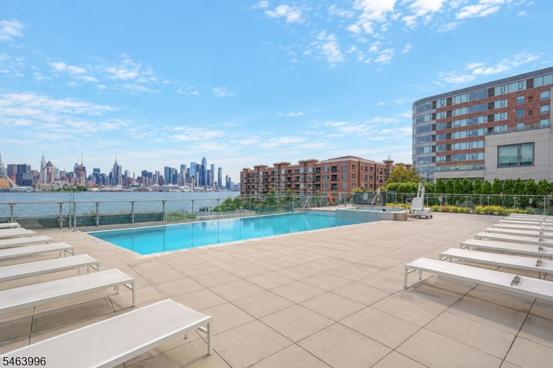 9 Ave At Port Imperial West New York NJ 07093