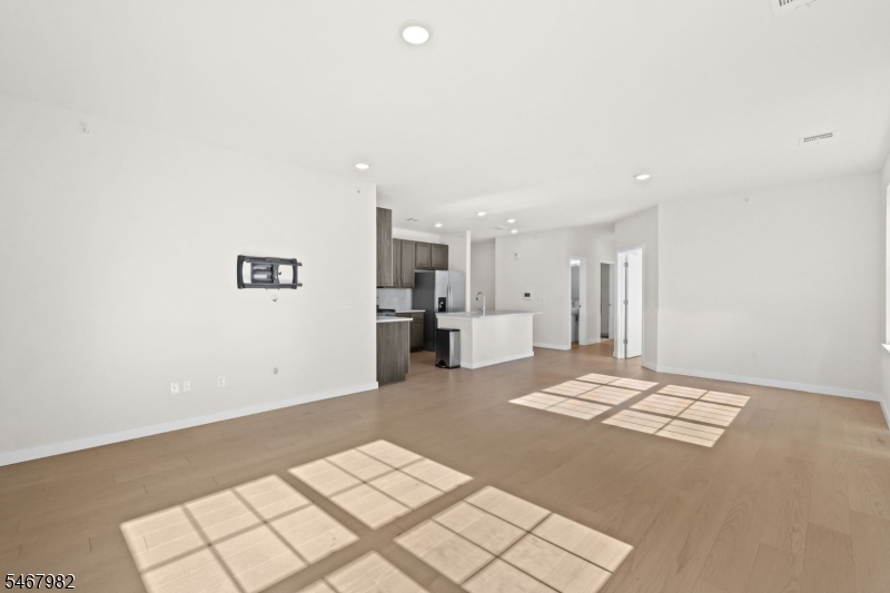 644 Lorhan Drive Piscataway NJ 08854
