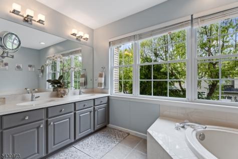 112 Loft Drive Bridgewater NJ 08836