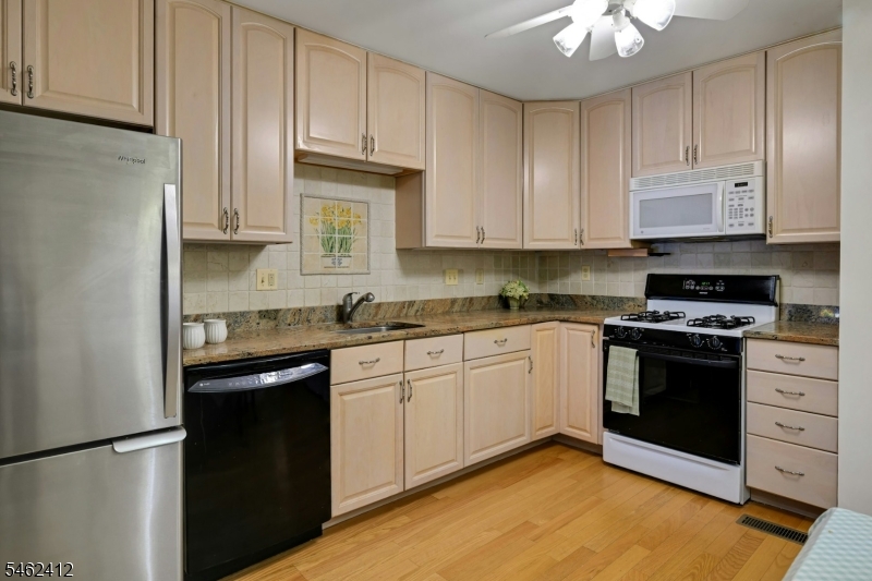 76 Keats Way Morris NJ 07960