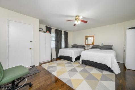 4 Cardinal Lane Hillsborough NJ 08844
