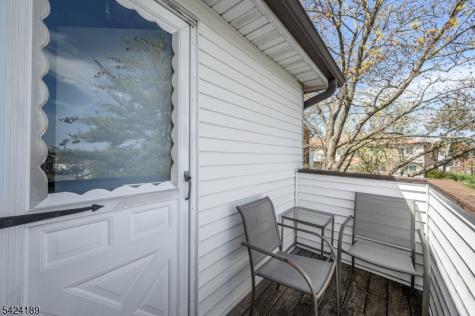 4 Cardinal Lane Hillsborough NJ 08844