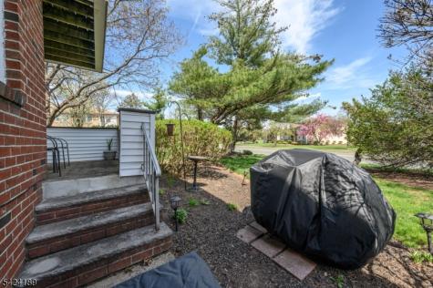 4 Cardinal Lane Hillsborough NJ 08844
