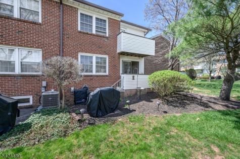 4 Cardinal Lane Hillsborough NJ 08844